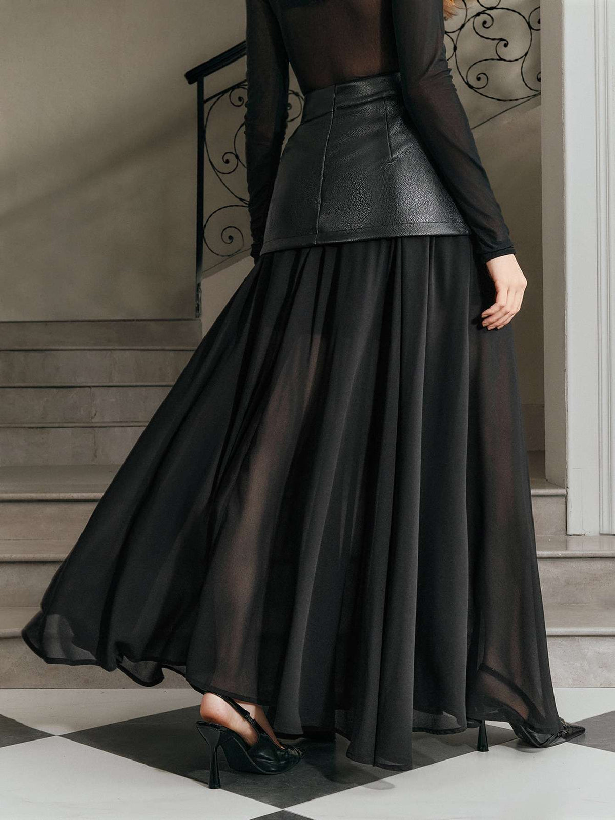 Saia Feminina Cintura Alta Longo Preto – Doce Malícia