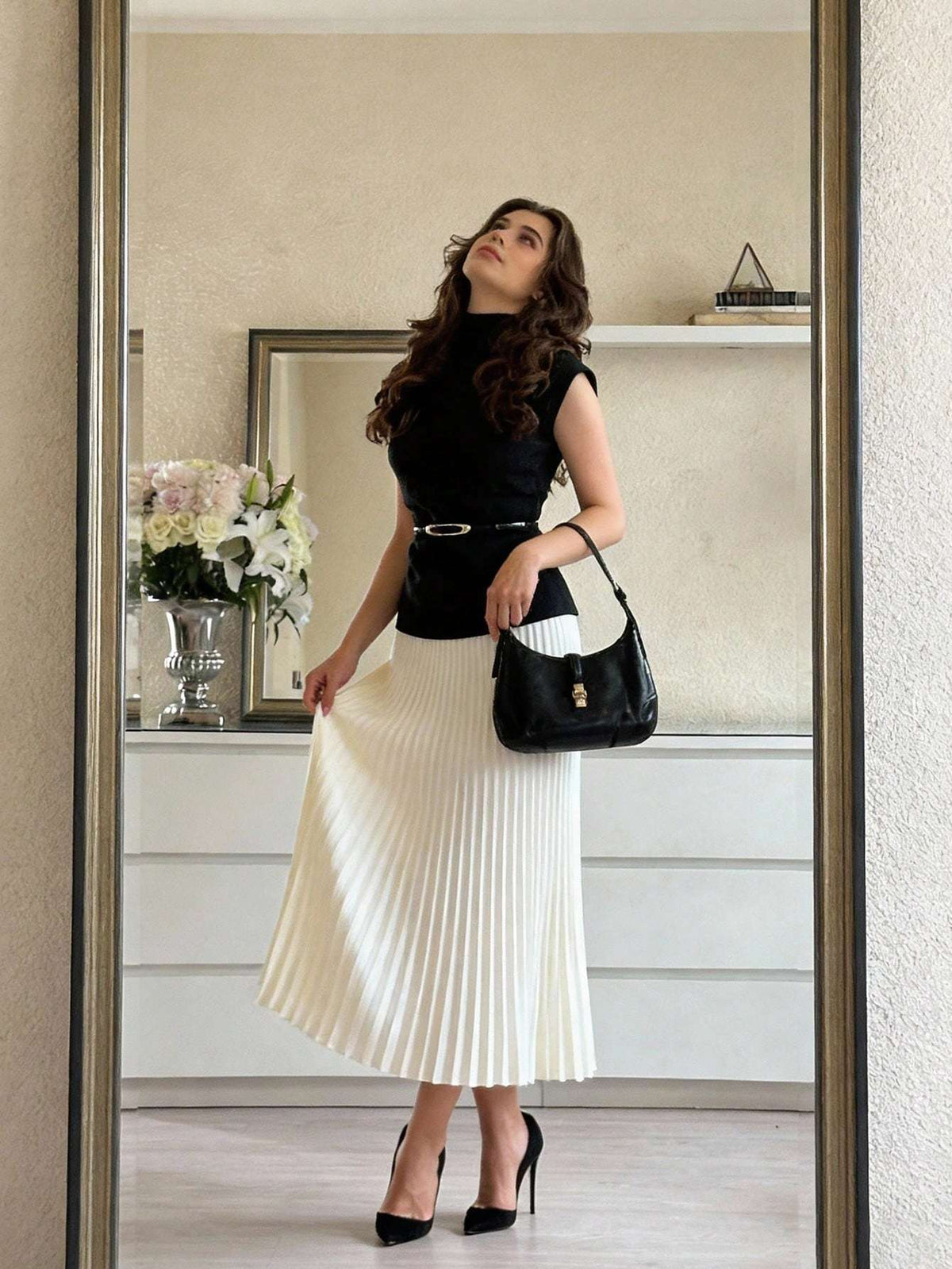 Conjunto Top Gola Alta + Saia Plissada – Doce Malícia