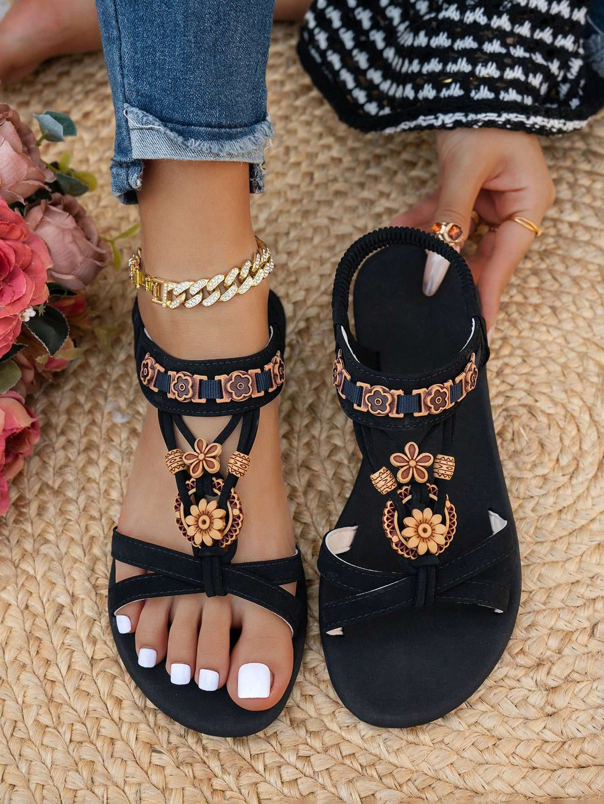 Sandalia Rasteira Boho Flores – Doce Malícia