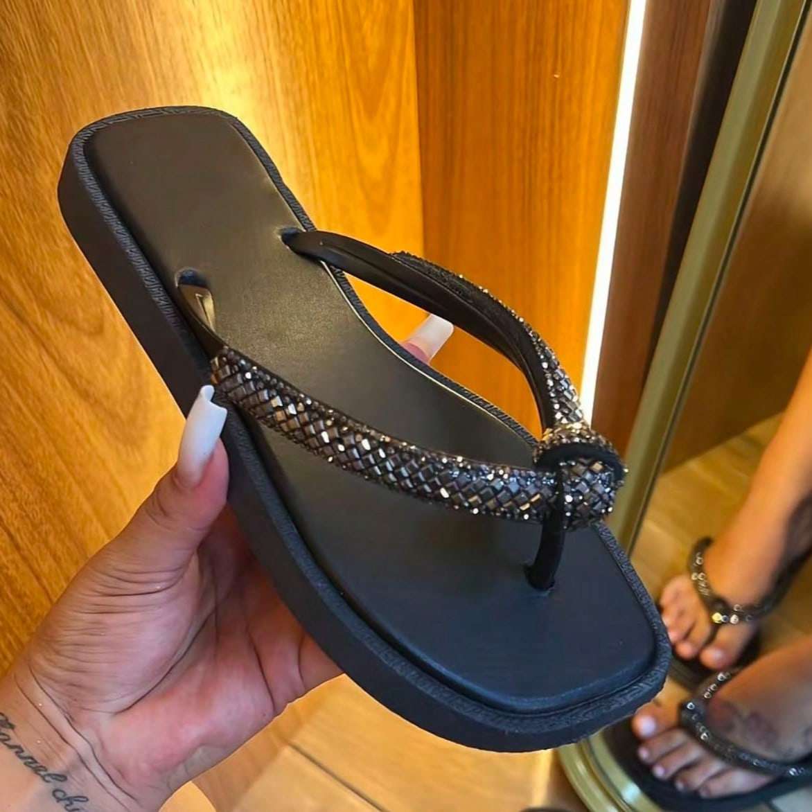 Sandália Rasteira Feminina Leve Confortave Elegante – Doce Malícia
