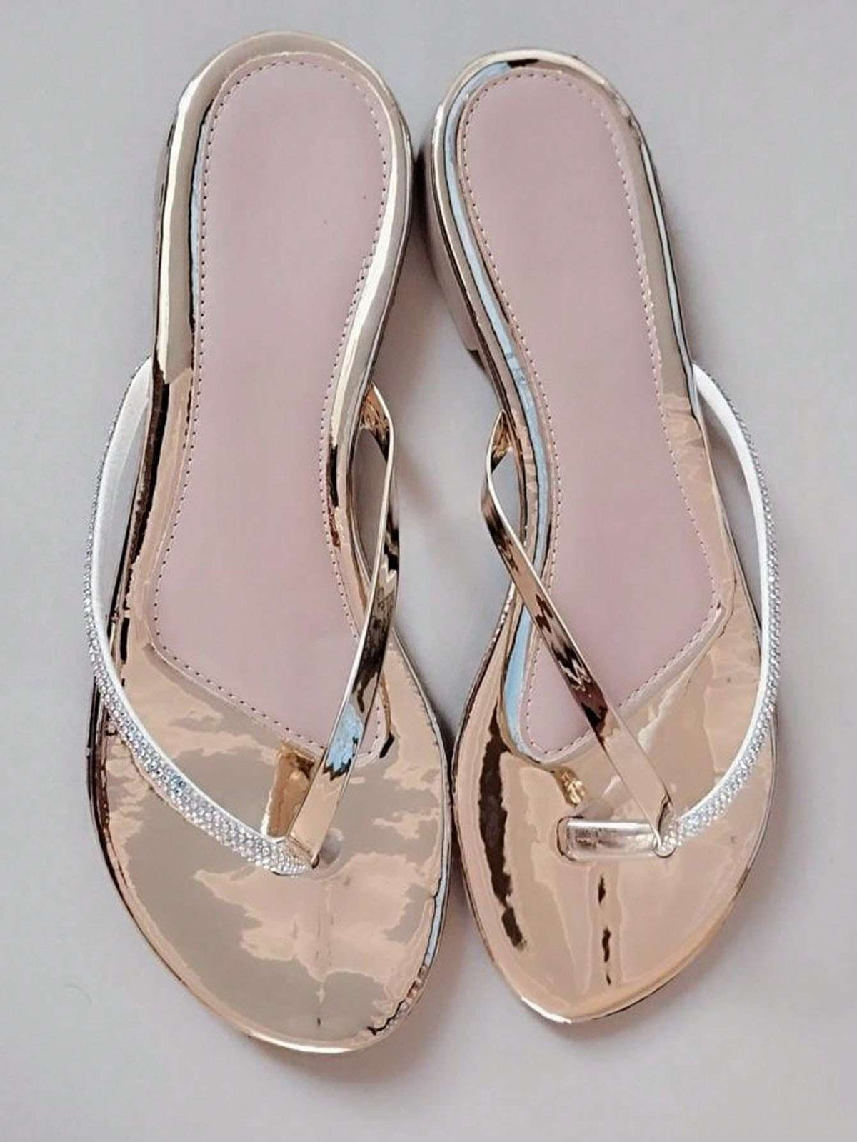 Chinelo Metalizado Cristal Rosê – Doce Malícia