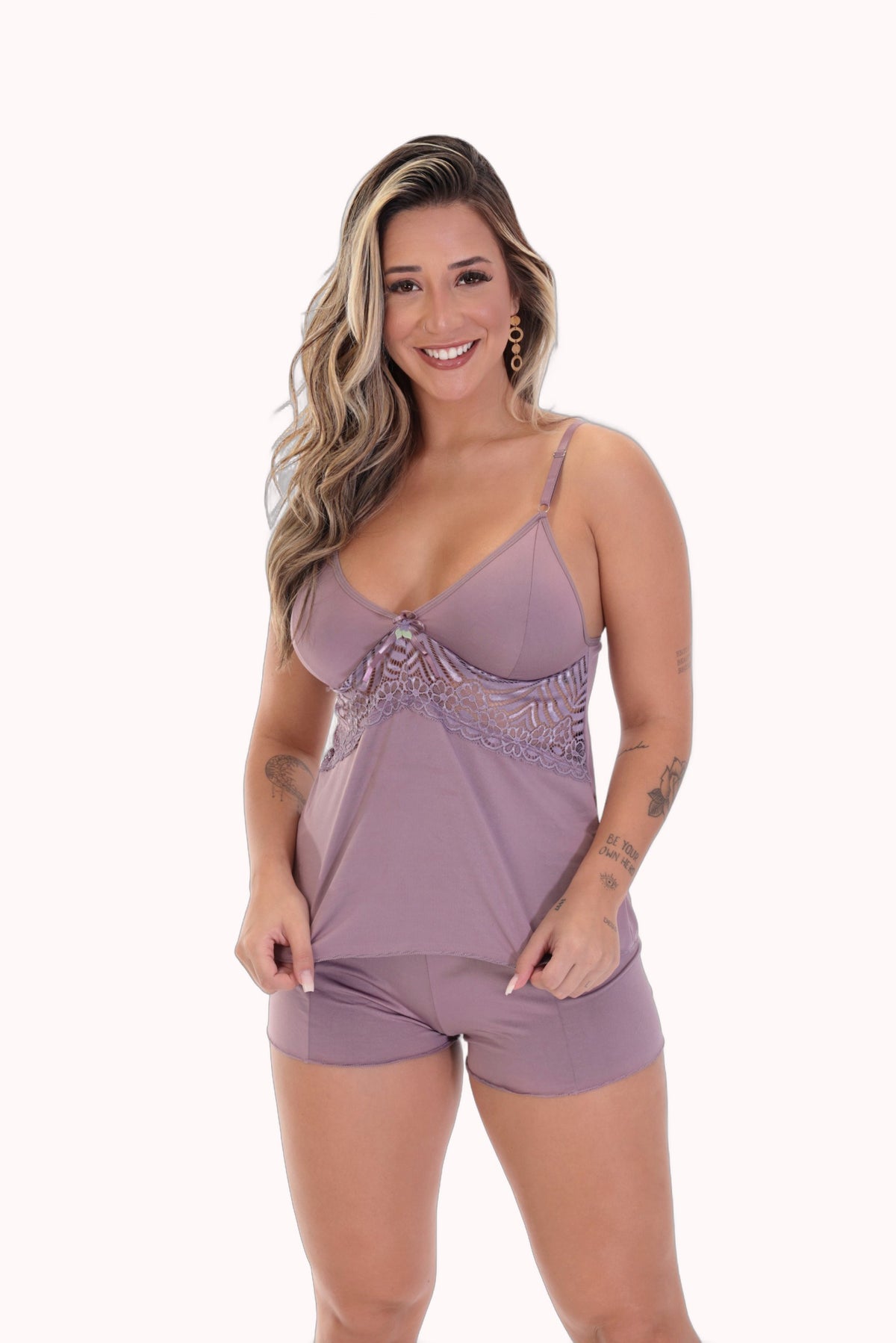 Short Doll com Detalhe em Renda