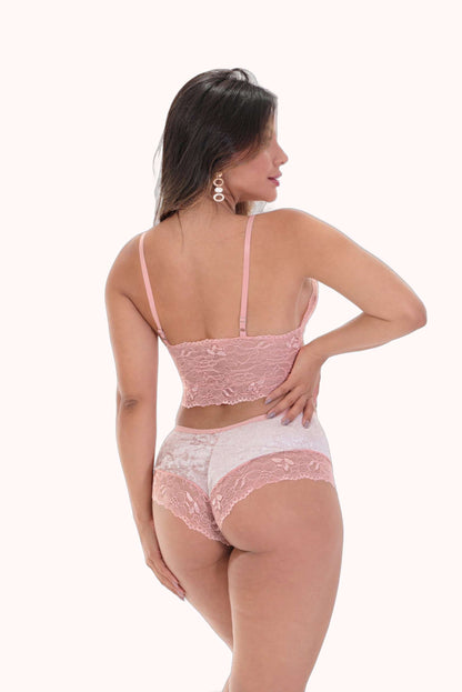 Short doll em veludo com renda – Doce Malícia