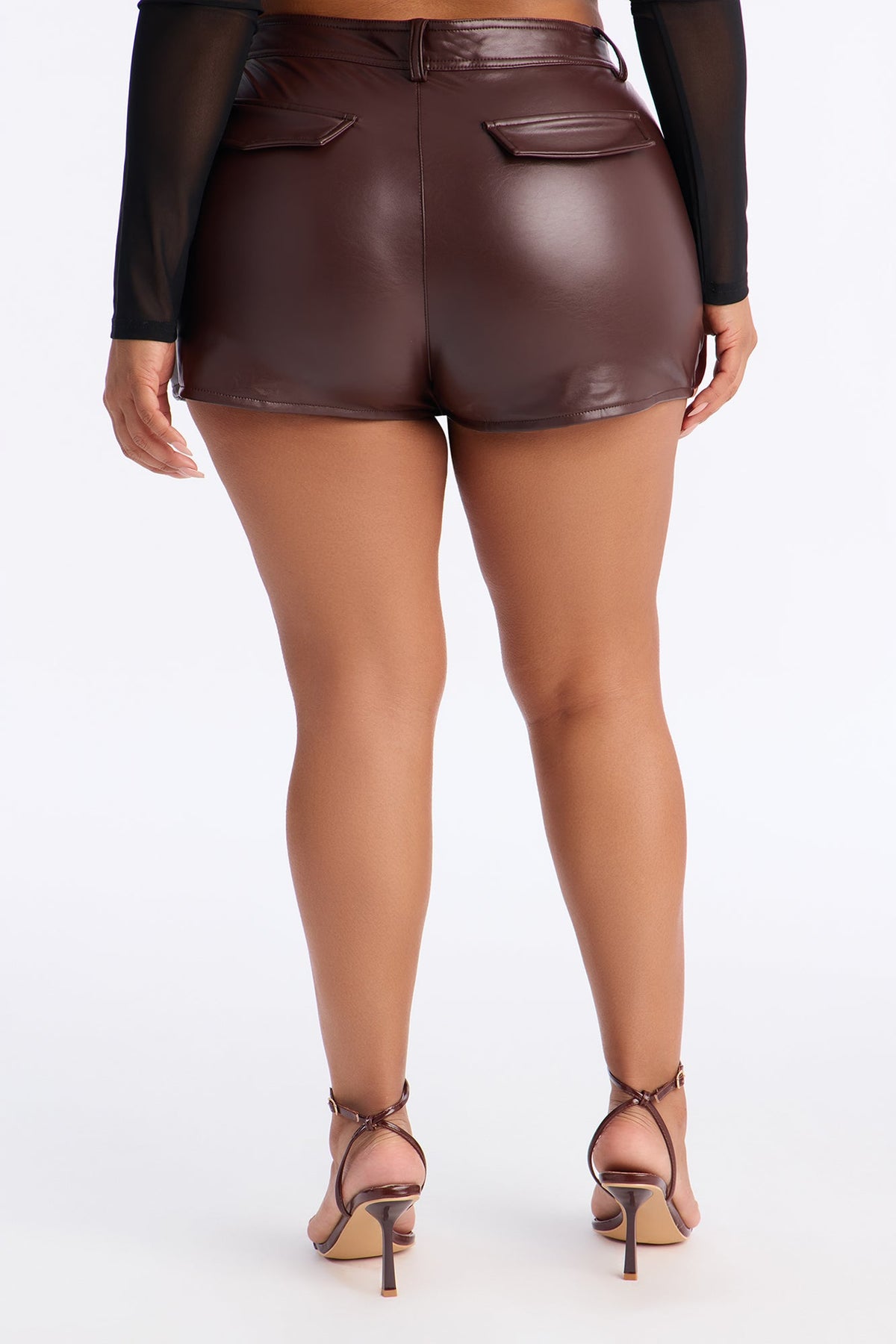 Short Feminino Cargo Preto – Doce Malícia