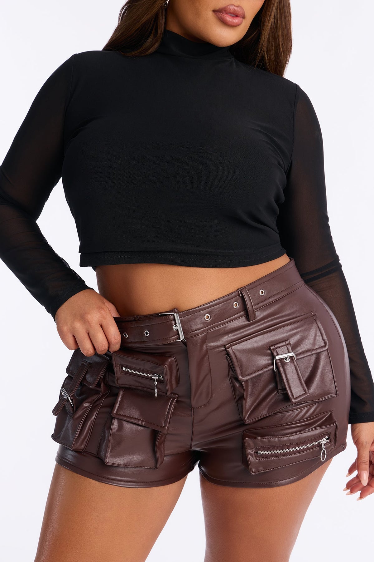 Short Feminino Cargo Preto – Doce Malícia