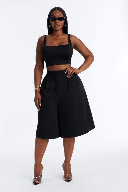 Short Feminino Plissado Preto – Doce Malícia