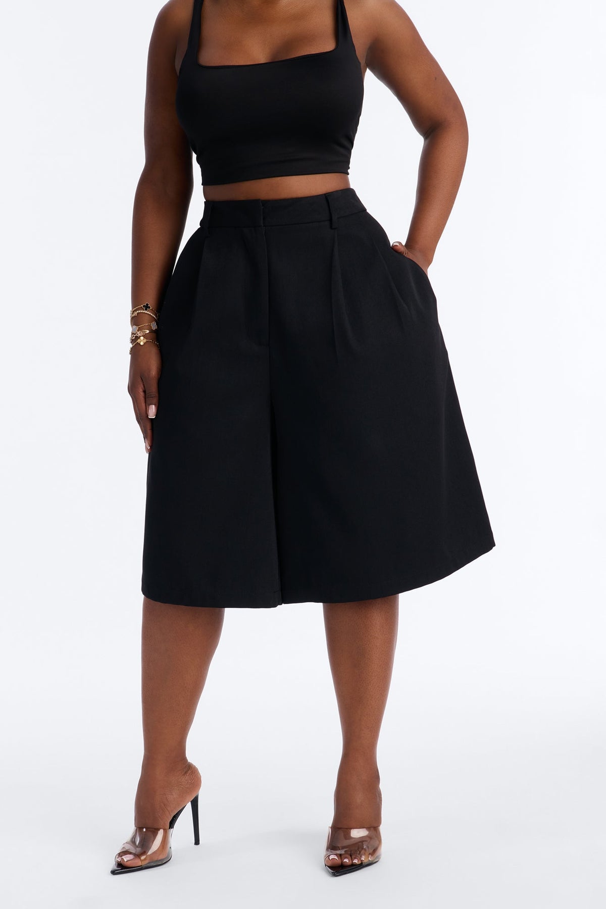 Short Feminino Plissado Preto – Doce Malícia