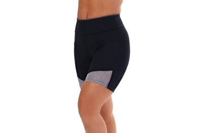 Short Fitness com Bolso em Preto – Doce Malícia