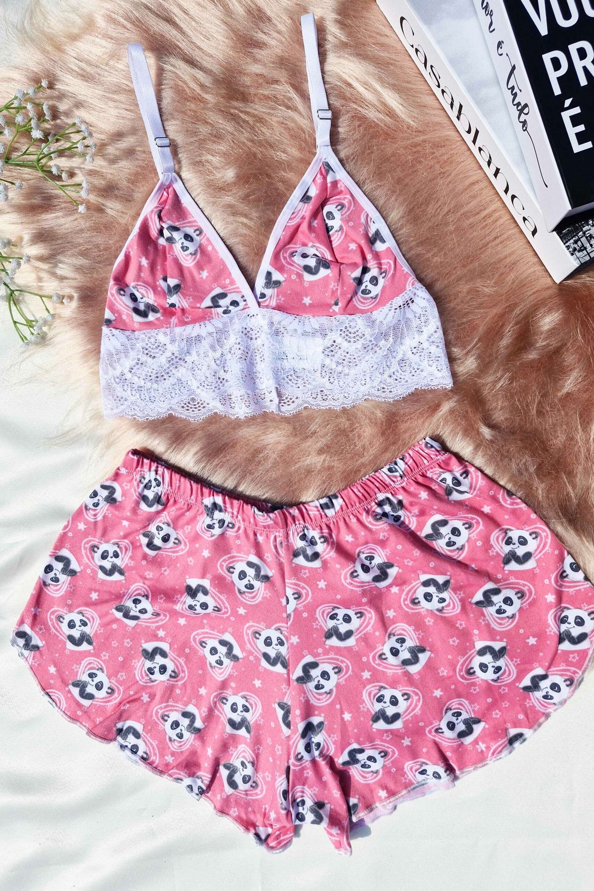 Short Doll Estampado Top com Renda em Branco – Doce Malícia