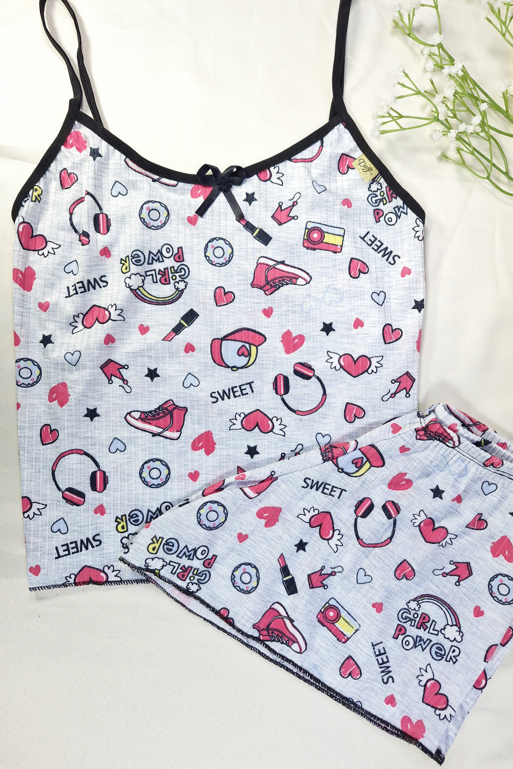 Short Doll Feminino Canelado Estampado em Frozen – Doce Malícia