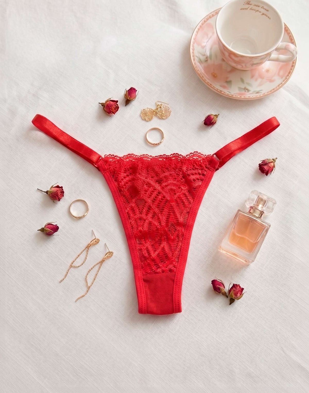 Tanga de Renda Sexy com em Branco – Doce Malícia