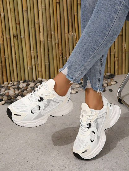 Tênis Feminino Corrida Cadarço Bicolor Branco – Doce Malícia