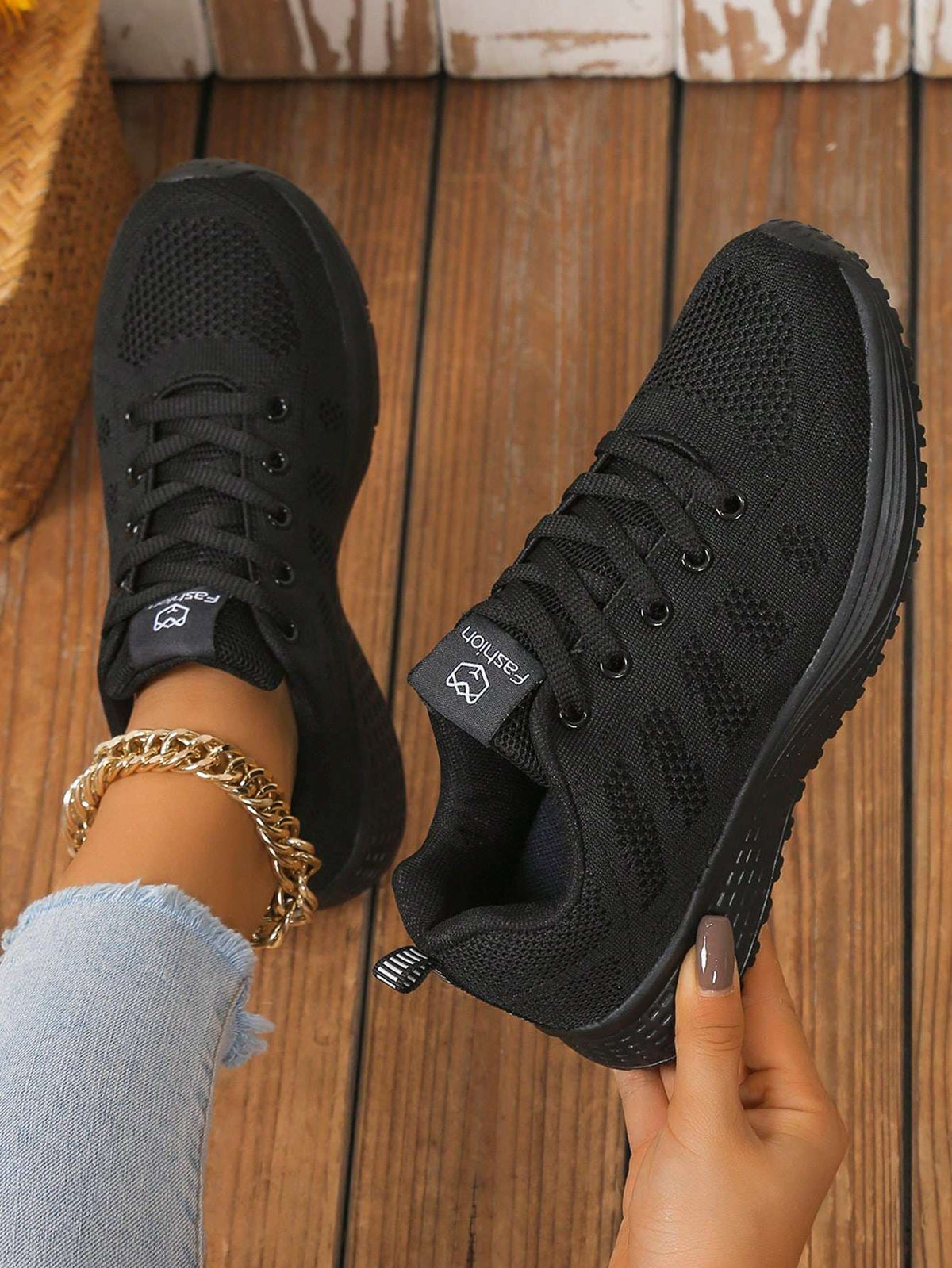 Tênis Feminino de Corrida Tecido Leve Renda – Doce Malícia