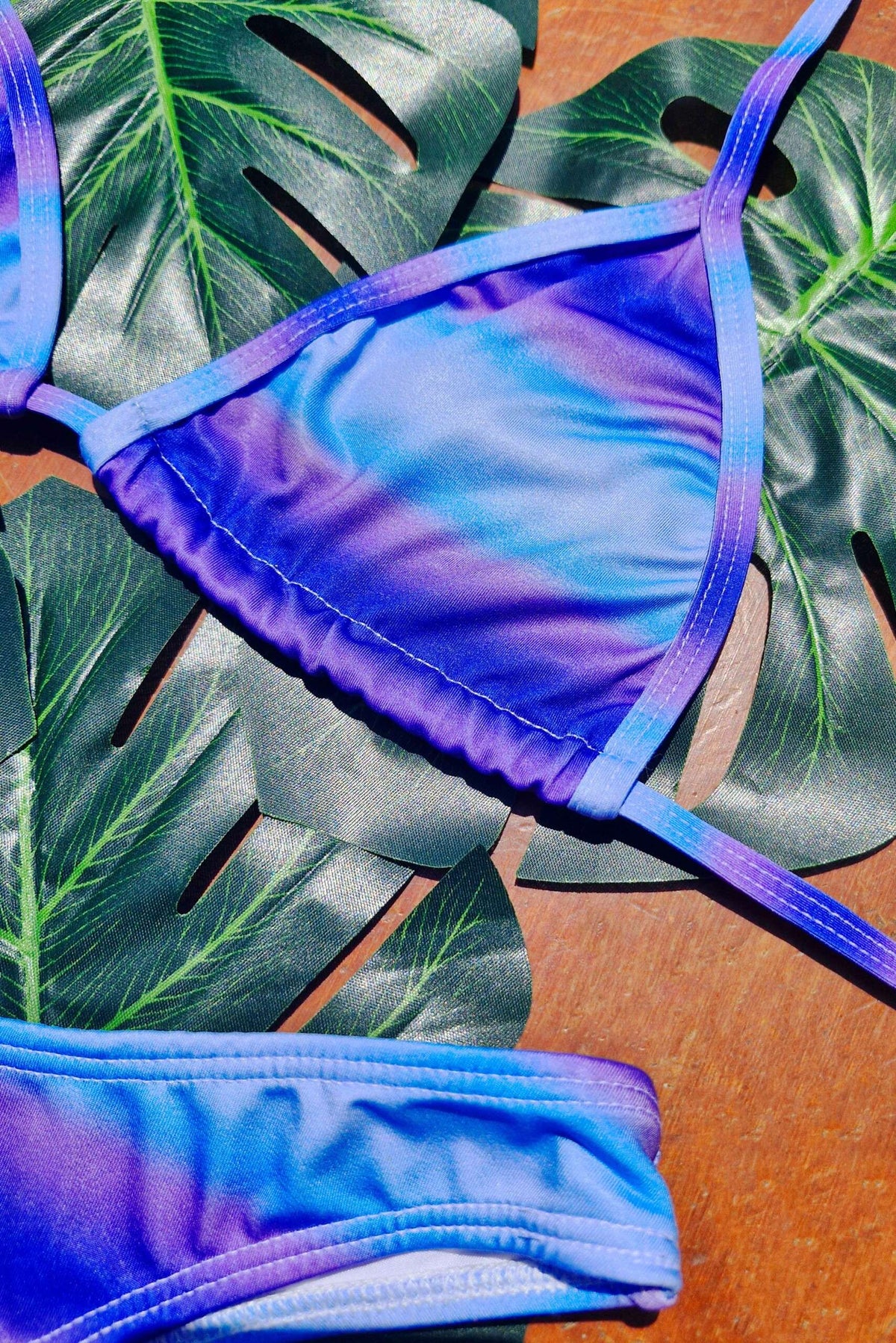 Biquíni Cortininha Estampado – Tie em azul – Doce Malícia