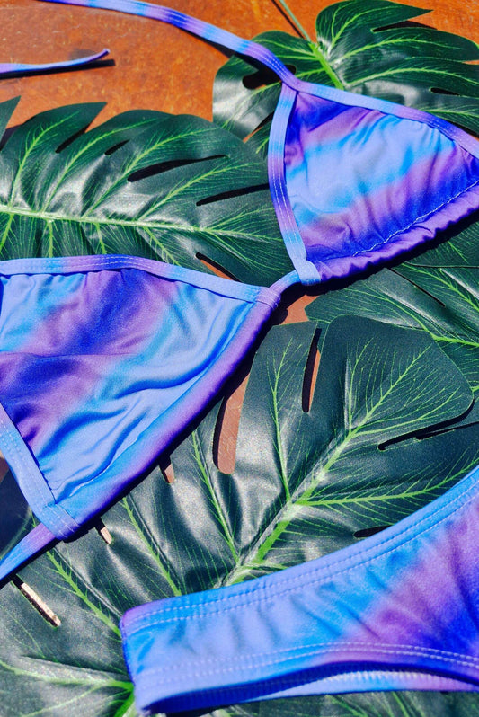 Biquíni Cortininha Estampado – Tie em azul – Doce Malícia