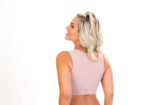 Top Esportivo Feminino em Romance – Doce Malícia