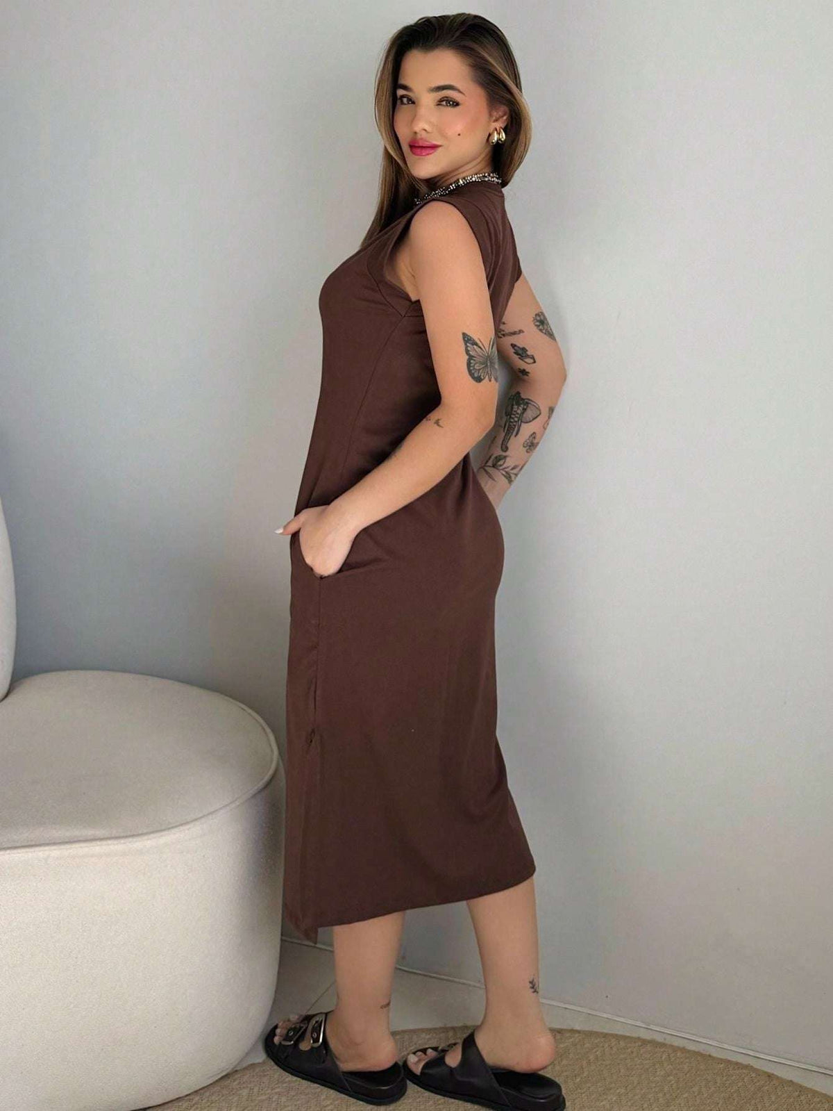 Vestido Midi Muscle Tee com Bolsos – Doce Malícia