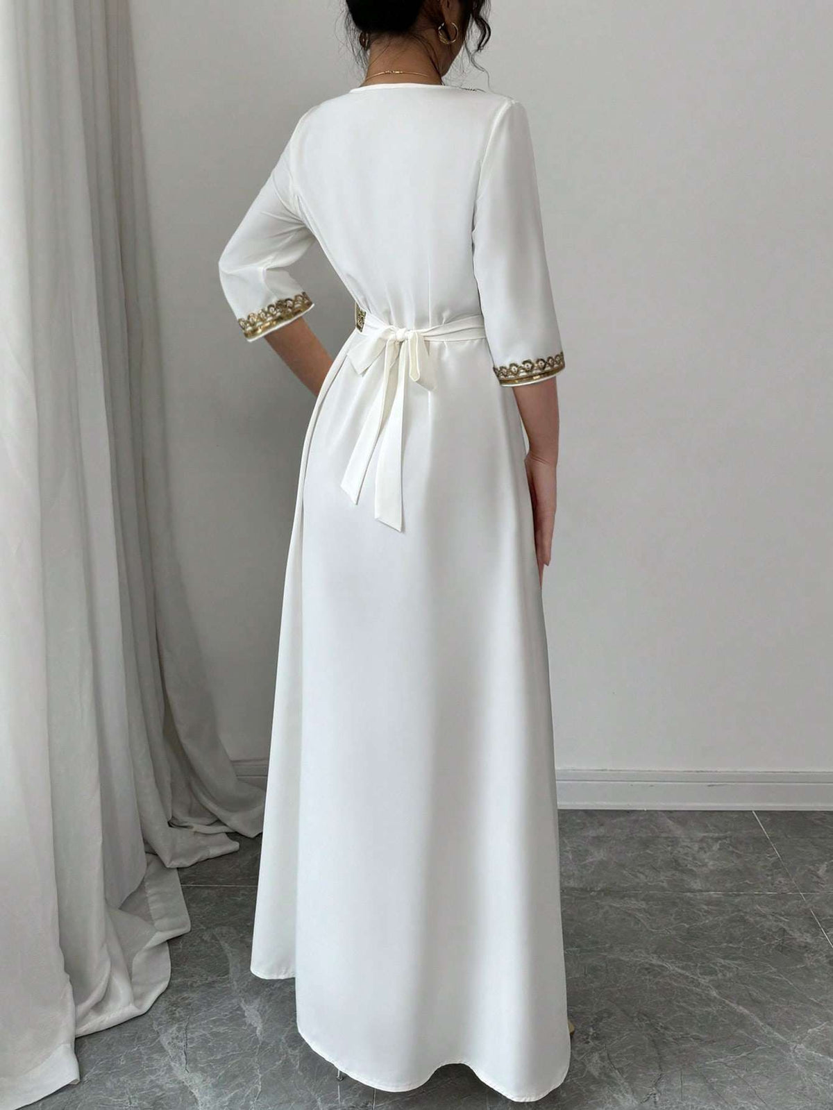 Vestido Longo Feminino Franjas Dourado – Doce Malícia
