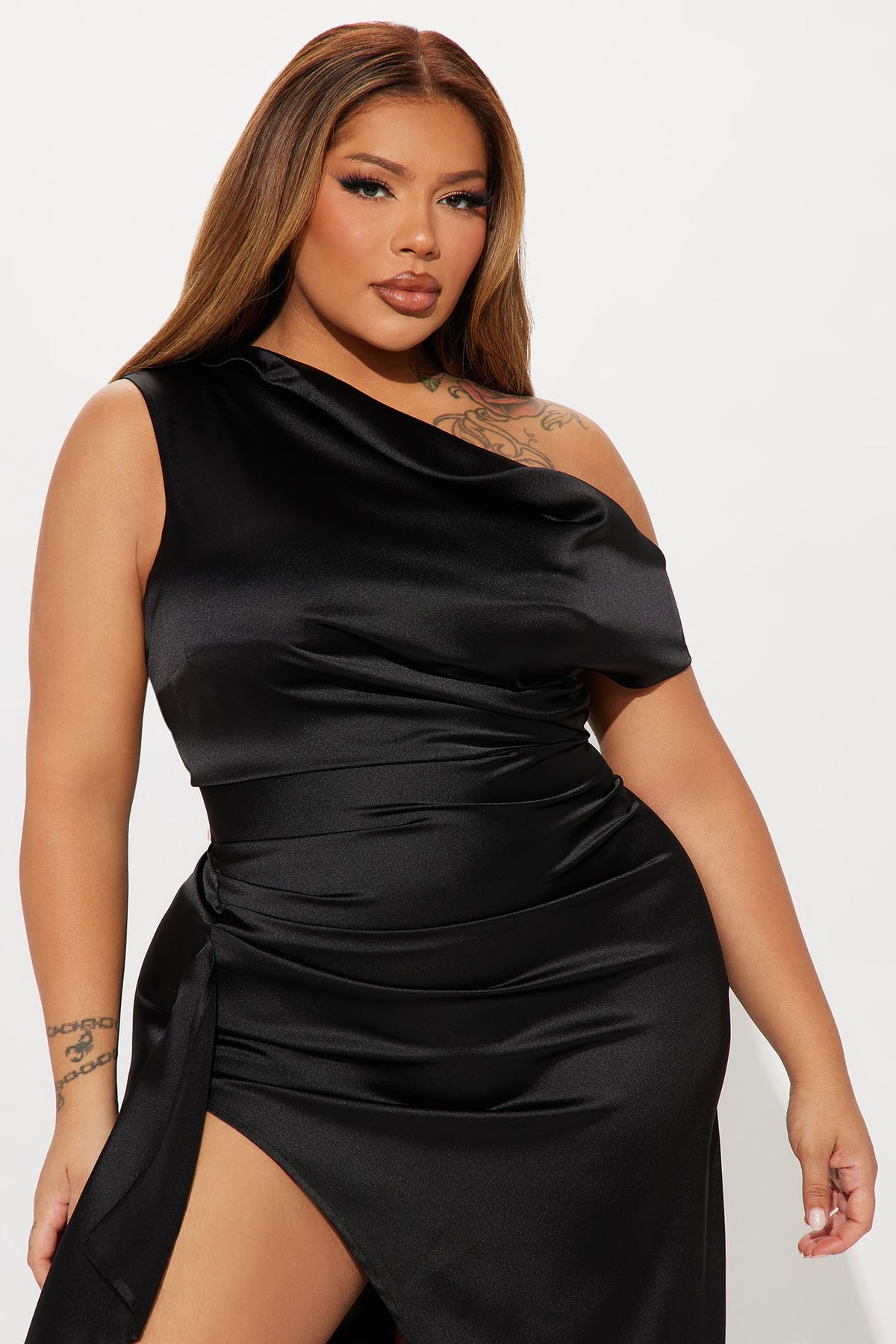 Vestido Feminino Cetim Preto – Doce Malícia