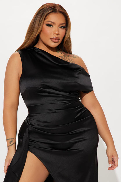 Vestido Feminino Cetim Preto – Doce Malícia