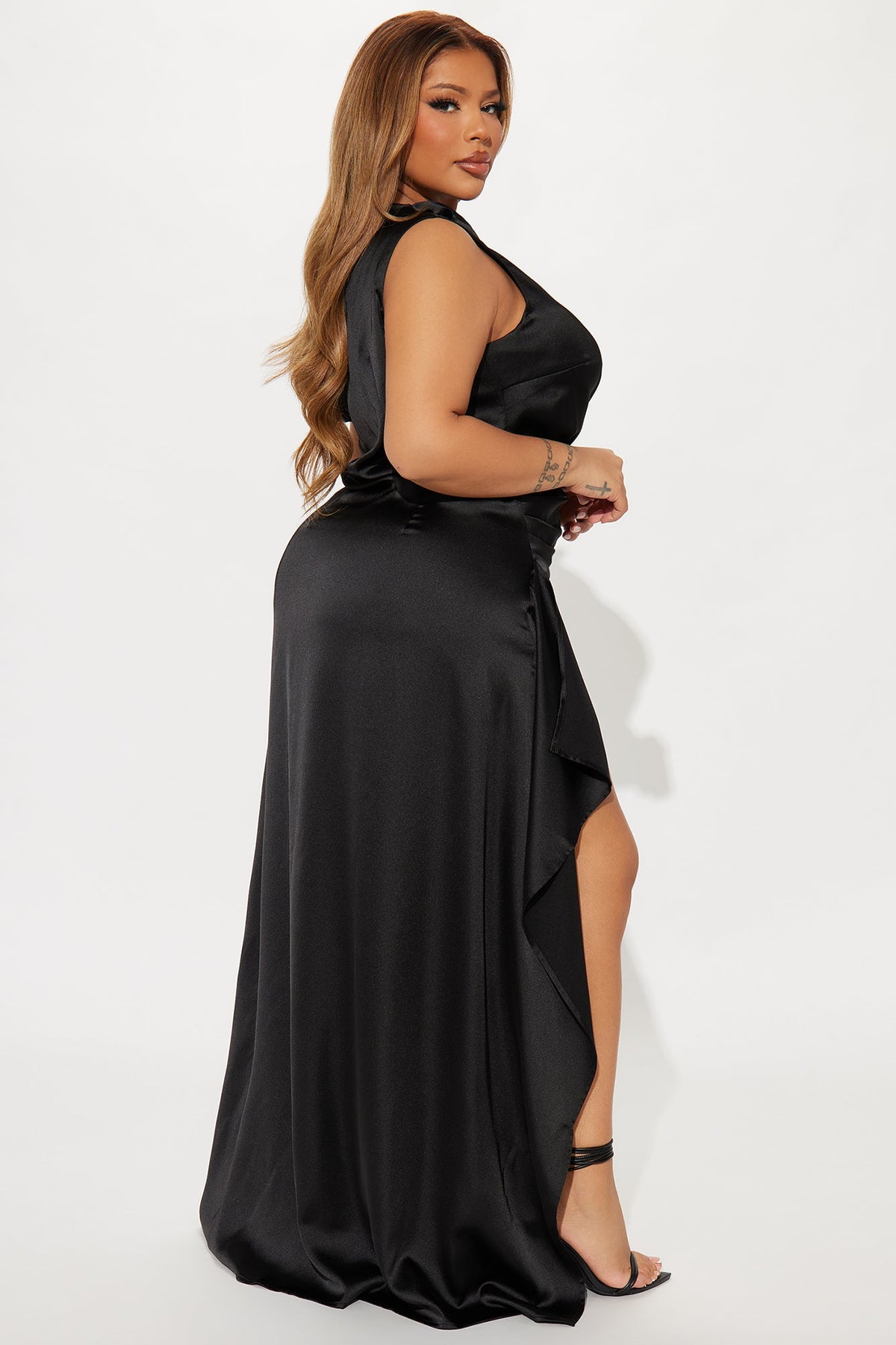 Vestido Feminino Cetim Preto – Doce Malícia