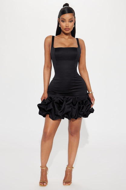Vestido Feminino Curto Cetim Preto – Doce Malícia