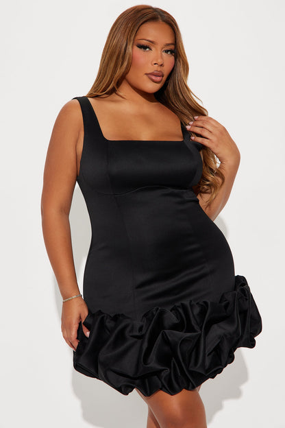 Vestido Feminino Curto Cetim Preto – Doce Malícia