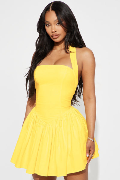 Vestido Feminino Curto Frente Única Amarelo Manteiga – Doce Malícia