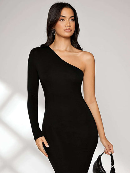 Vestido Midi Feminino Franjas Ombro Único Preto – Doce Malícia