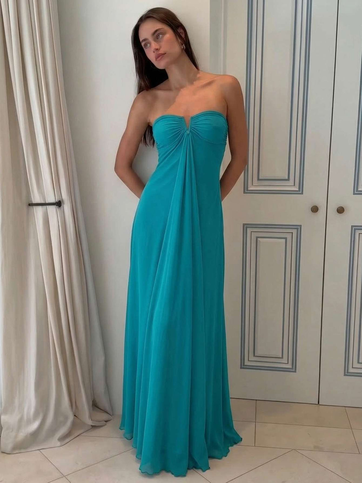 Vestido Feminino Longo Bege – Doce Malícia