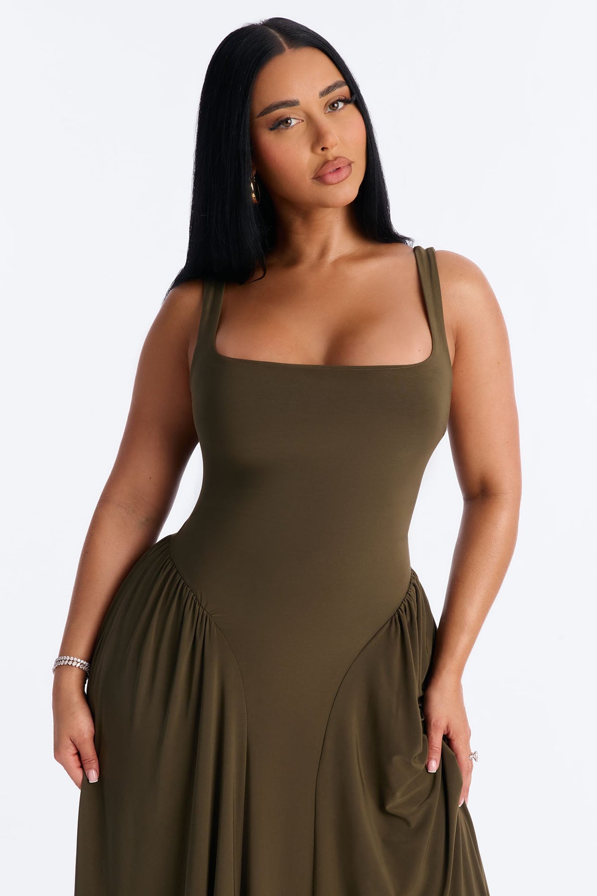 Vestido Feminino Longo Plissado – Doce Malícia