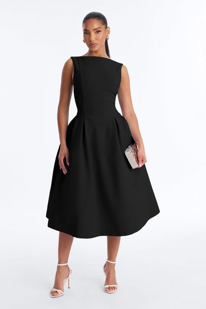 Vestido Feminino Midi Plissado Preto – Doce Malícia