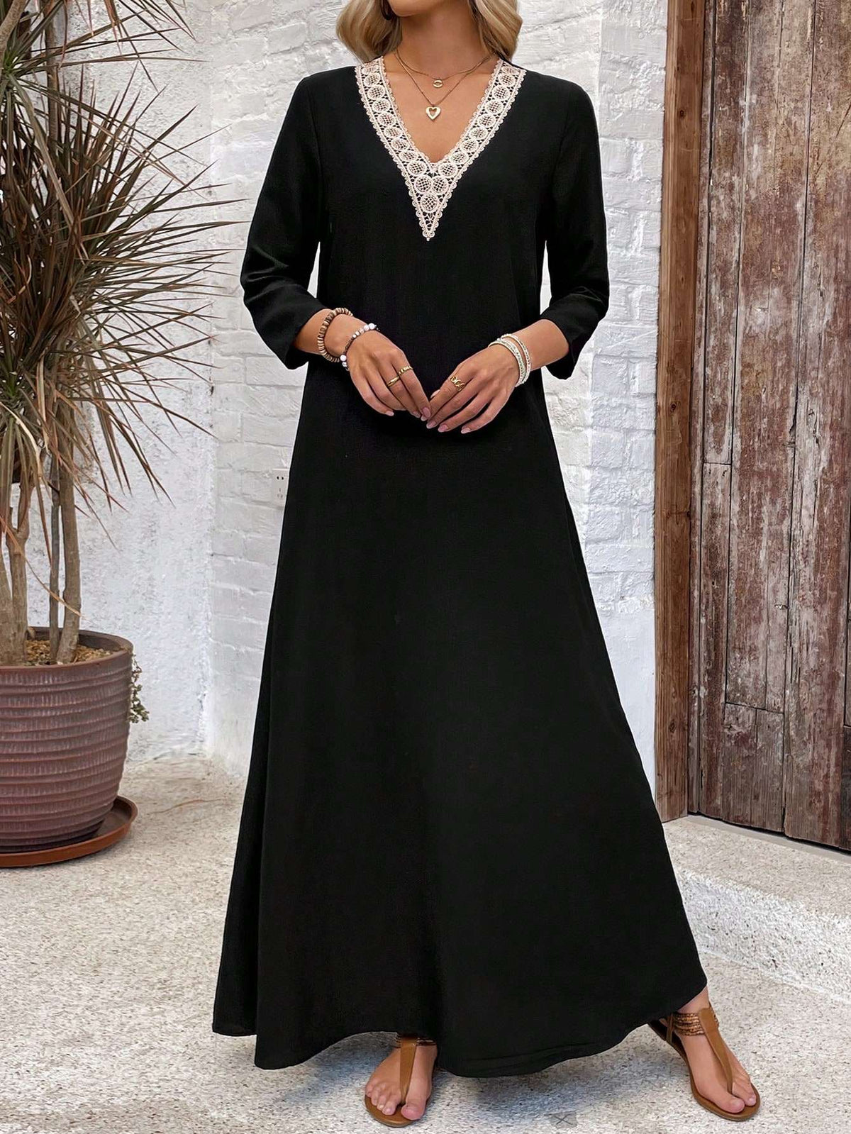 Vestido Longo Feminino Manga Longa Renda Preto – Doce Malícia